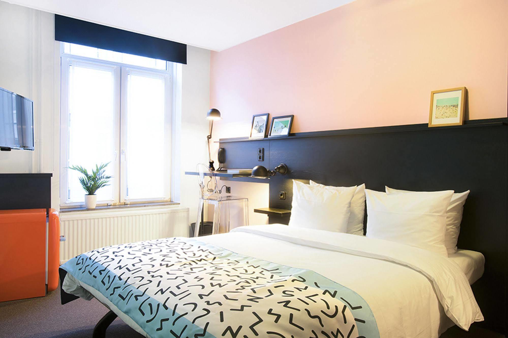 The Dutch Maastricht Hotel Bagian luar foto