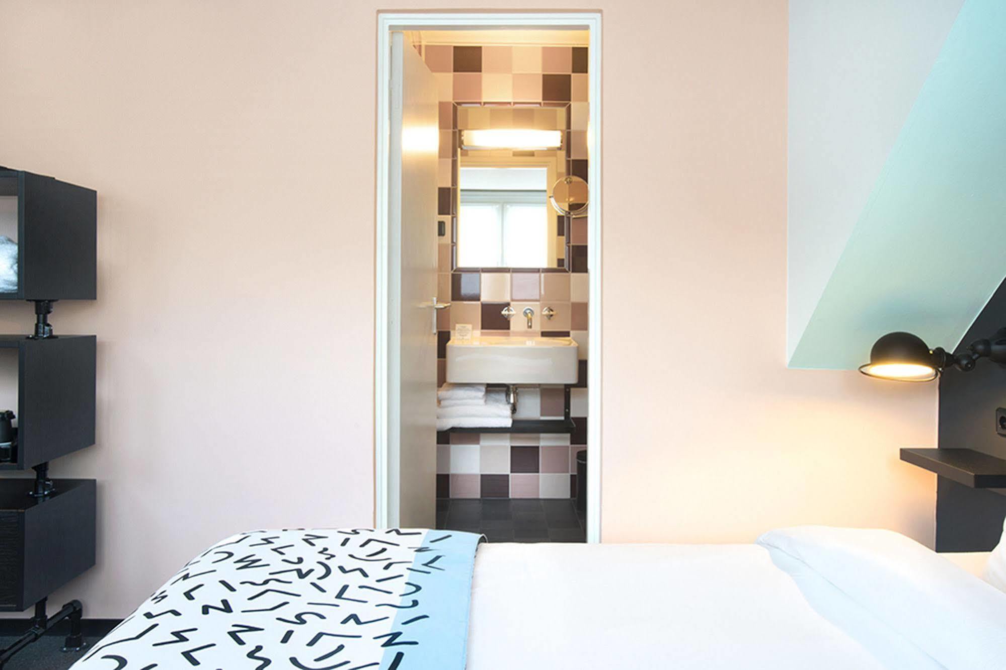 The Dutch Maastricht Hotel Bagian luar foto